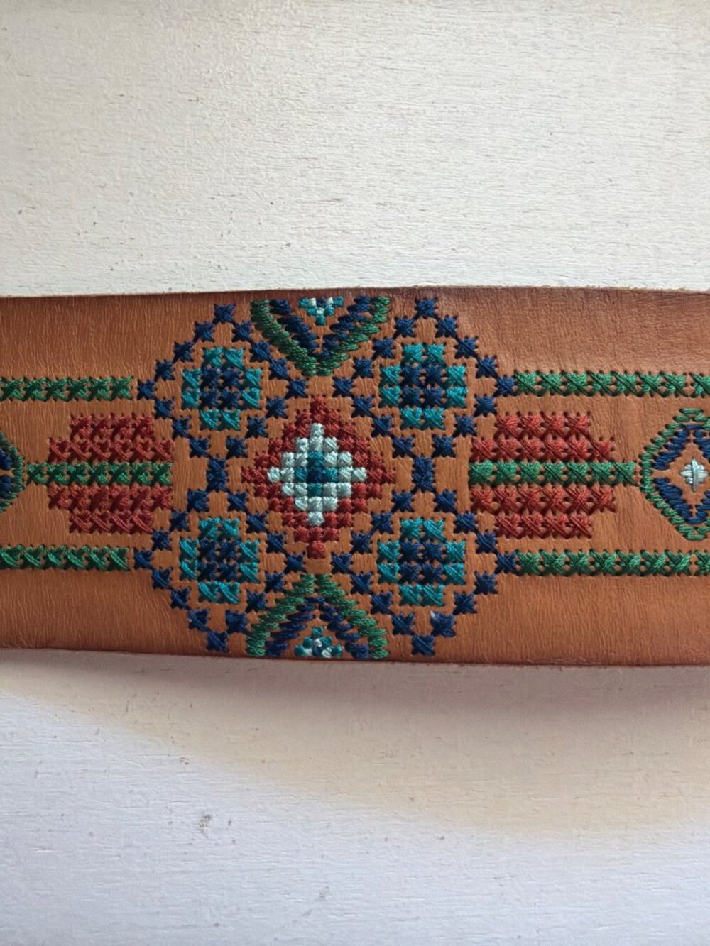 Vtg Fossil Womens Leather Belt Sz S Brown Embroidered Double-Snap Stretch Boho